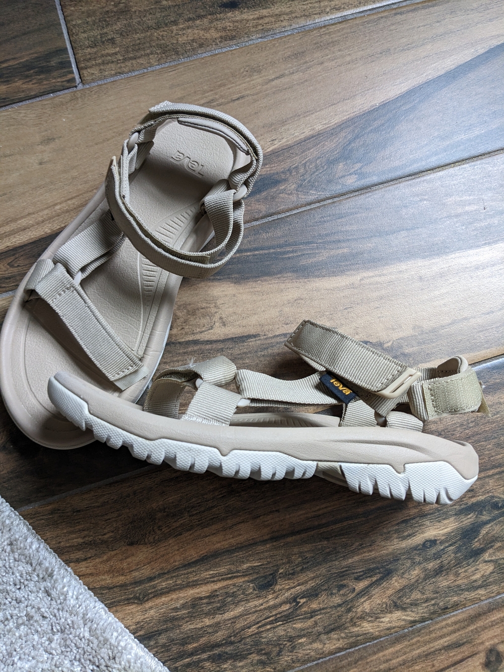 Teva Hurricane XLT2 Sandals - Picture 2 of 3